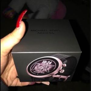 Michael kors smart watch
